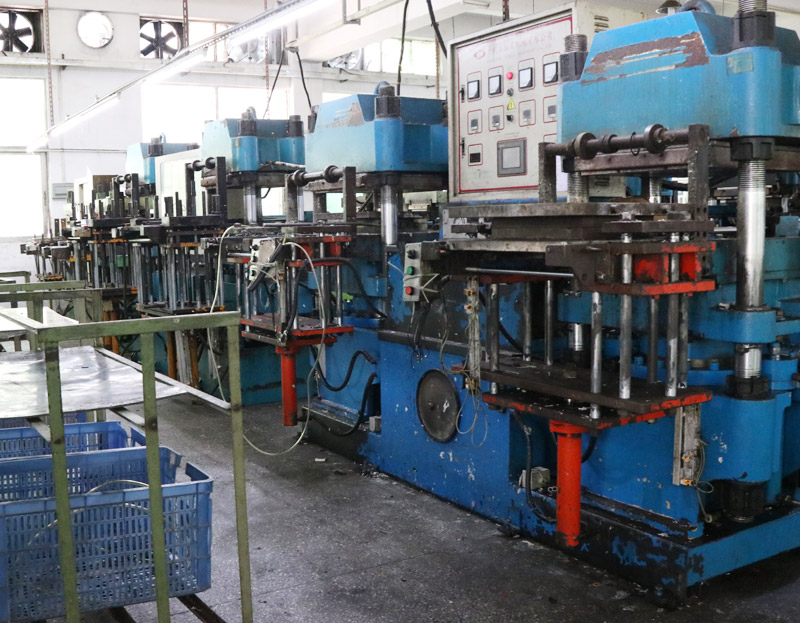 生產(chǎn)設(shè)備