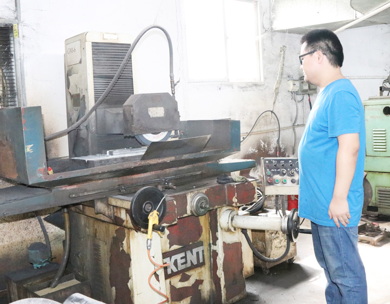 生產(chǎn)設(shè)備