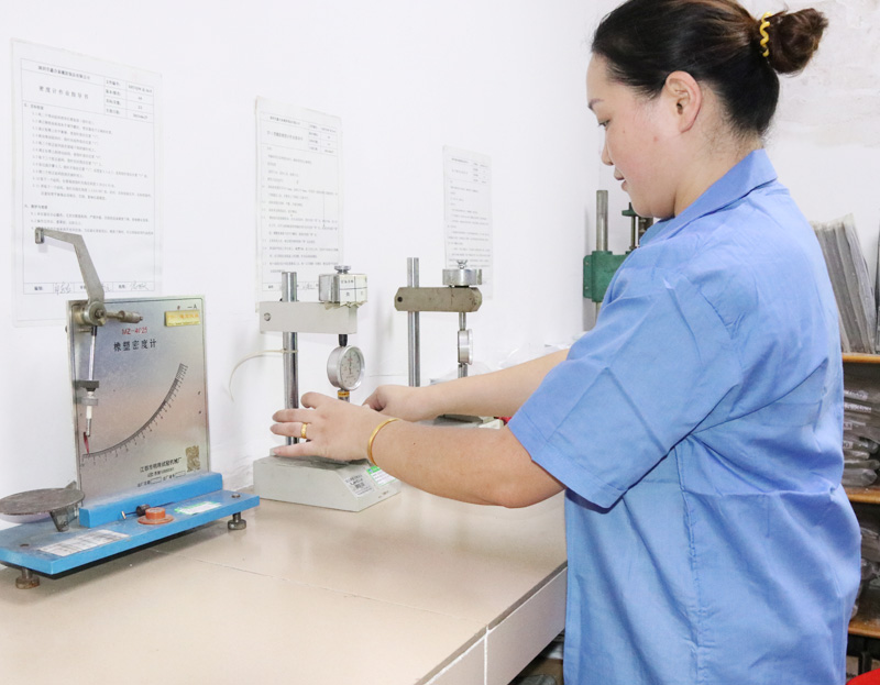 生產(chǎn)設(shè)備